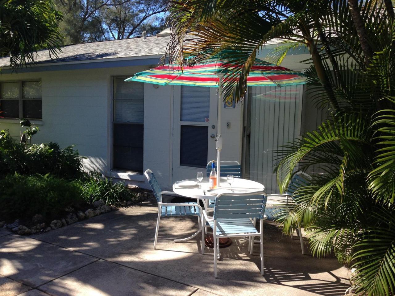 Bamboo Apartments Holmes Beach Exterior foto